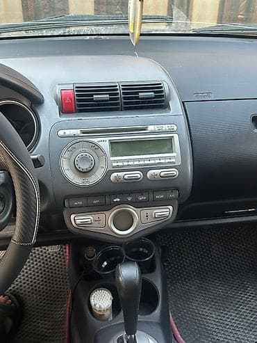 хонда сфик: Honda Jazz: 2006 г., 1.5 л, Автомат, Бензин, Хэтчбэк — 6