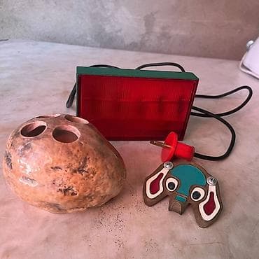 Чарбалык товарлар: За все 300 сом Набор разнородных предметов для дома/мастерской: - — 1