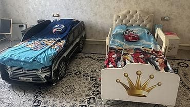 Детские кровати комплектом или по отдельности. 1) Кровать-машина в