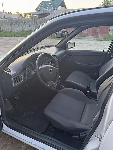 70 camry: Daewoo Nexia: 2011 г., 1.6 л, Ручные, Газ, Седан — 4