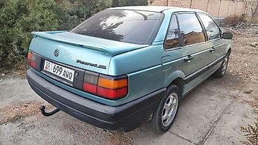 фоль: Volkswagen Passat: 1992 г., 1.9 л, Механика, Бензин, Седан — 2