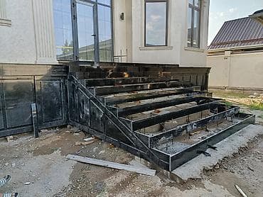 мрамор: Облицовка фасада и крыльца натуральным камнем (гранит) Описание: - — 3