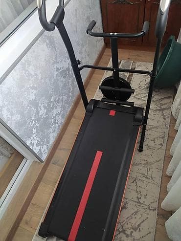 Беговая дорожка для дома с механическим приводом и датчиками пульса -