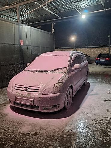 Toyota Avensis Verso: 2002 г., 2.4 л, Автомат, Газ, Минивэн