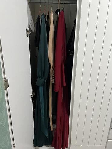 second hend: Платья женские, разные фасоны и длины. 1) Бордовое макси с длинным — 1