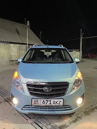 124 2 2: Ravon Matiz: 2010 г., 1 л, Автомат, Бензин, Хэтчбэк — 4