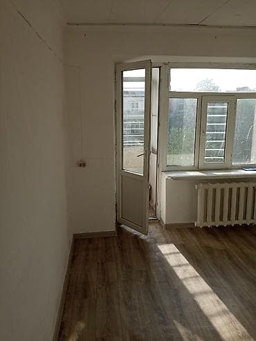 room: 12 м² — 5