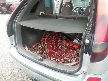 almer: Nissan Almera Tino: 2001 г., 2.2 л, Механика, Дизель, Минивэн — 6