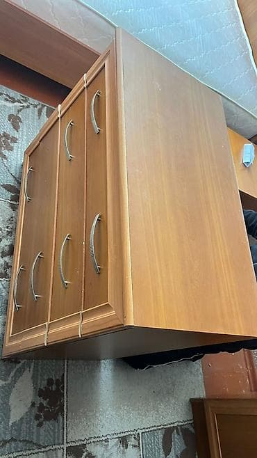 мебель спальная: Спальный гарнитур, Б/у, Двуспальная кровать, Комод, Тумба, Кыргызстан, ДСП, Самовывоз, цвет - Коричневый — 7