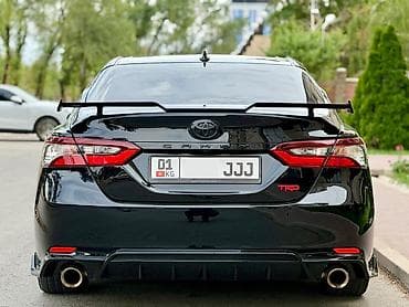 Toyota Camry: 2021 г., 2.5 л, Автомат, Бензин, Седан — 6