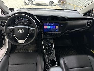 скорый: Toyota Corolla: 2022 г., 1.8 л, Вариатор, Гибрид, Седан — 5