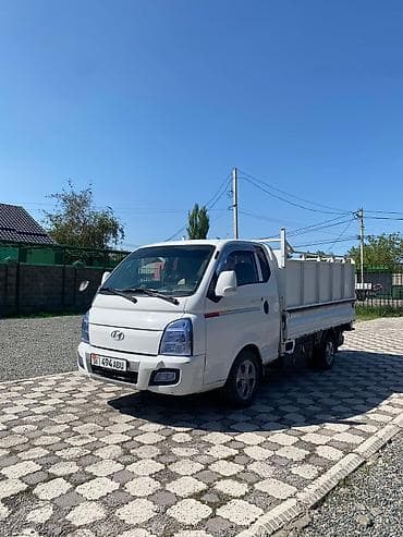 кроксы белые: Hyundai Porter II — компактный грузовик с бортовой платформой. 2020год — 3