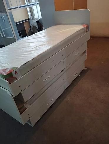 Односпальная кровать, Новый, С матрасом, длина - 195 см