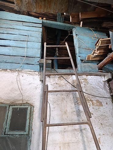 ош базардан: Үй, 57 м², 3 бөлмө, Эски ремонт — 9