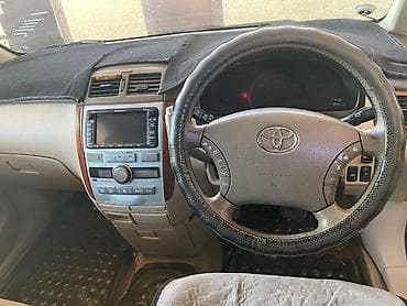 Транспорт: Toyota Ipsum: 2004 г., 2.4 л, Автомат, Бензин, Вэн/Минивэн — 3