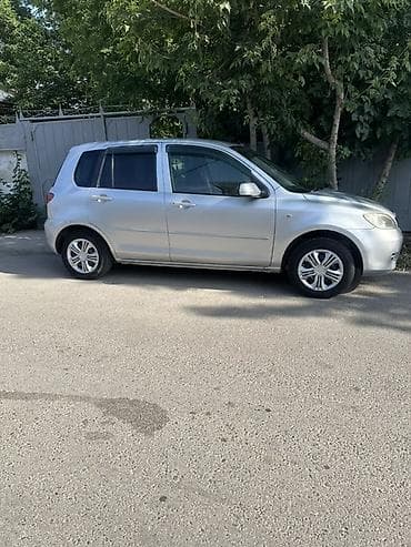 пл: Mazda Demio: 2004 г., 1.5 л, Автомат, Бензин, Универсал — 5