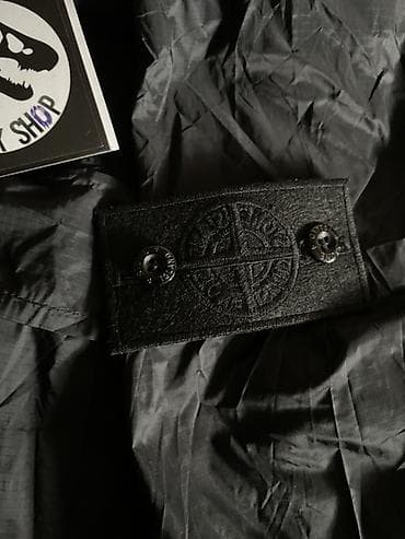курты: Легкая куртка Stone Island, черная - Материал: тонкий нейлон/рип-стоп — 3
