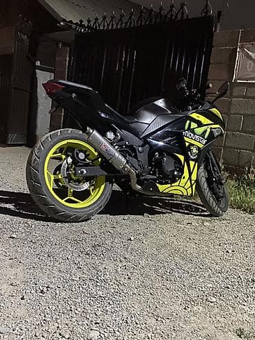 моно турбо: Спортивный мотоцикл в стиле sportbike с оригинальным обвесом Movistar — 6
