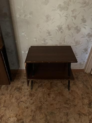 Офис эмереги: Срочно продам СССРовскую мебель: сервант, комод, трюмо. Всё дерево — 4