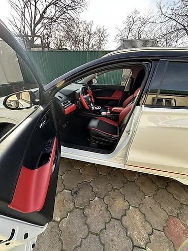 srv 2: BYD E2: 2021 г., 0.1 л, Автомат, Электромобиль, Кроссовер — 9