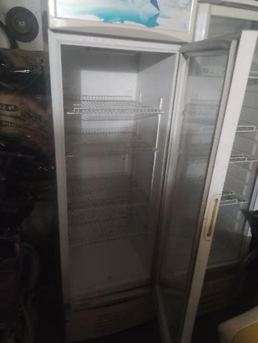 Холодильные витрины: Для напитков, Для молочных продуктов, Б/у — 2