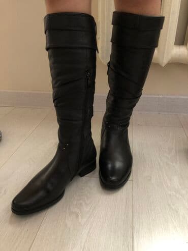 сапоги зимние женские натуральная кожа натуральный мех распродажа: Продаю зимний сапог (чистая кожа). В отличном состоянии. 38 размер — 3