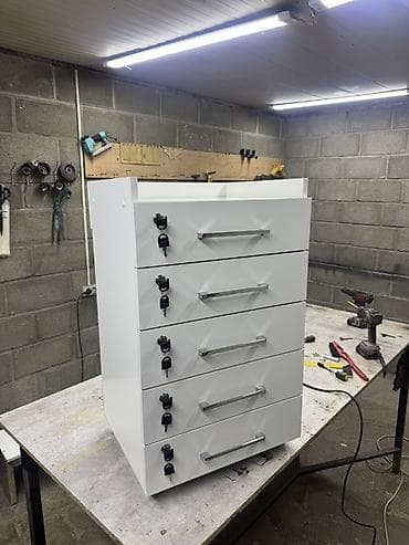 книжная полка бишкек: Тележка-органайзер на колесах, Железо — 7