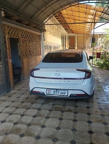 Hyundai Sonata: 2019 г., 2 л, Автомат, Бензин, Седан — 4