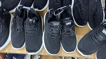 Кроссовки и спортивная обувь: Лёгкие повседневные кроссовки (черные) - Верх: дышащий — 1