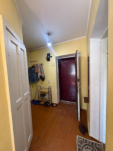 2 комнатную квартиру в бишкеке: 1 комната, 30 м², 104 серия, 2 этаж, Косметический ремонт — 5