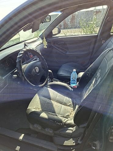e6 3: Hyundai Elantra: 2003 г., 1.6 л, Автомат, Бензин, Седан — 9