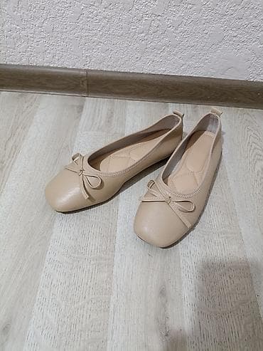 Балетки женские, бежевые Самовывоз район церкви. Размер 41. Стелька