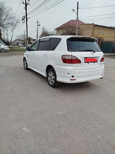 Toyota: Toyota Ipsum: 2003 г., 2.4 л, Автомат, Бензин, Минивэн — 2