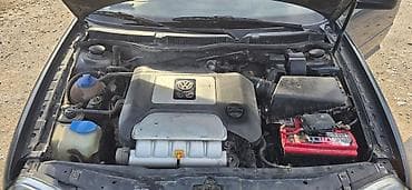 Транспорт: Volkswagen Golf: 2003 г., 2.3 л, Автомат, Бензин, Хэтчбэк — 8