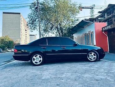 sprinter 516: Mercedes-Benz E-Class: 2001 г., 3.2 л, Автомат, Бензин, Седан — 10