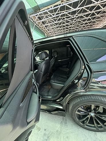 Унаа сатуу: BMW X5: 2018 г., 4.4 л, Автомат, Бензин, Жол тандабас — 10
