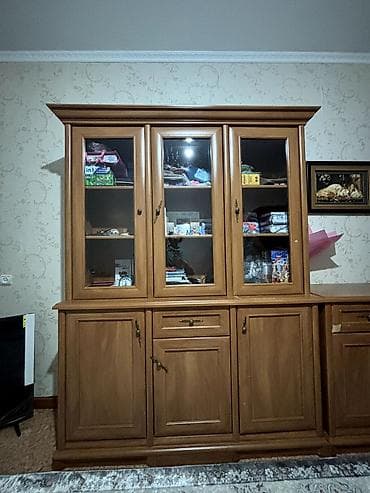 шкафчик для посуды: Стенка-шкаф, Тип стенки-шкафа: Модульная, Для зала, Б/у, Особенности: Для хранения посуды — 3
