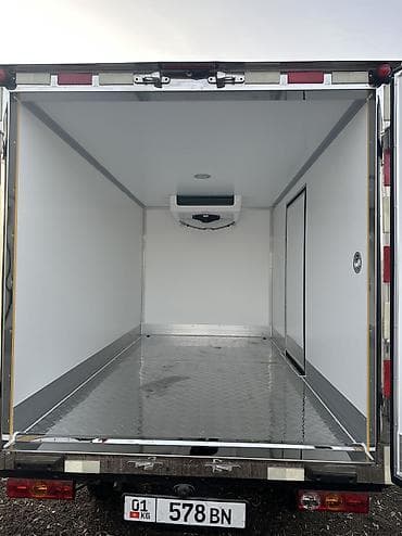 sprinter 412: Hyundai Porter: 2025 г., 1.6 л, Механика, Бензин, Фургон — 5