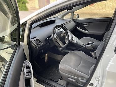 тойота приус с: Toyota Prius: 2013 г., 1.8 л, Вариатор, Гибрид, Лифтбек — 9
