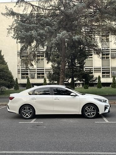 kia keed: Kia Cerato: 2021 г., 1.6 л, Вариатор, Бензин, Седан — 4
