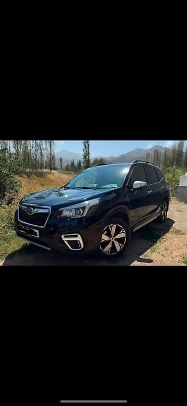 Subaru Forester: 2019 г., Кроссовер