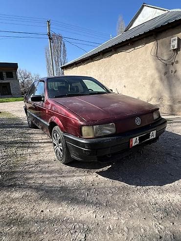 2 8: Volkswagen Passat: 1992 г., 1.8 л, Механика, Бензин, Седан — 2