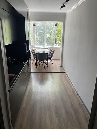 Продажа квартир: 3 комнаты, 56 м², 104 серия, 2 этаж, Дизайнерский ремонт — 1