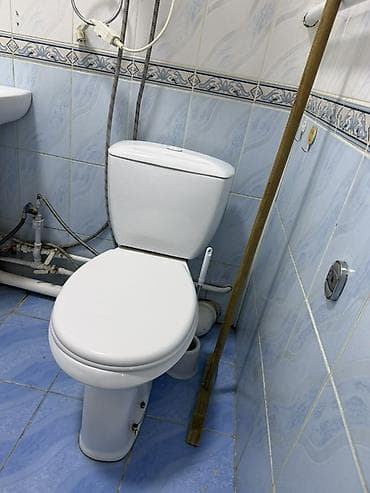 баня деревянный: РАЗДАМ ПО СКУПОЧНЫМ ЦЕНАМ!!! СРОЧНО! Ванна, туалет, раковина — 3