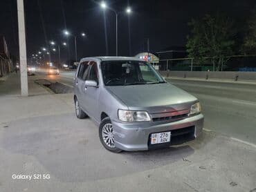 Nissan Cube: 2000 г., 1.3 л, Автомат, Бензин, Универсал