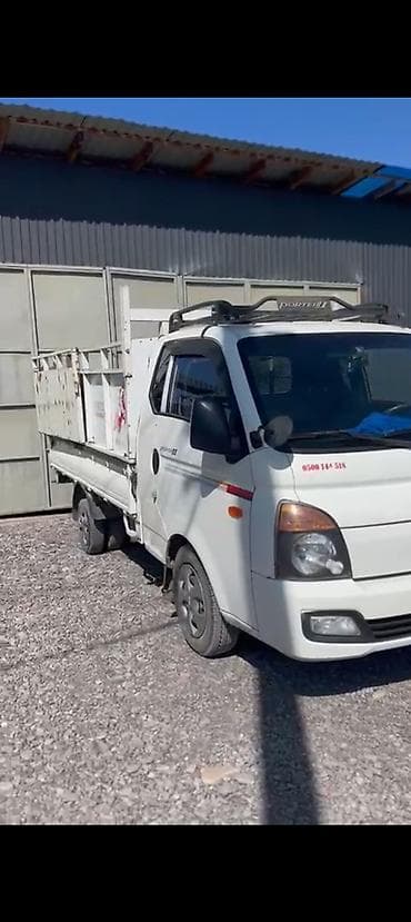 camry 1997: Легкий грузовик, Hyundai, Стандарт, 2 т, Б/у — 2