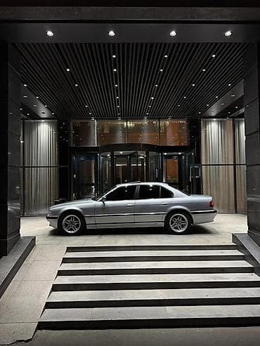 BMW 7 series: 1994 г., 4 л, Автомат, Бензин, Седан