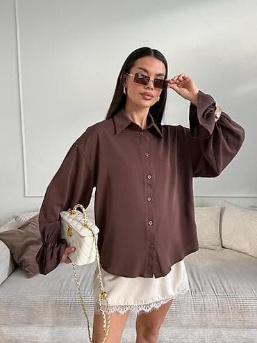 рубашка в клетку: Блуза свободного кроя в шоколадном цвете. Есть размеры S,M - Фасон — 1