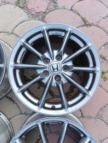 диска на gx: Литые Диски R 17 Honda, Комплект, отверстий - 5, Б/у — 5