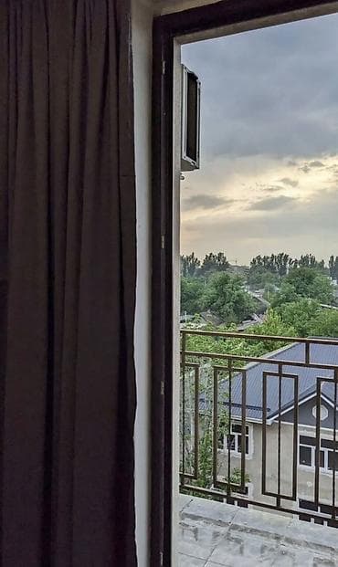 4 bedroom: 1 комната, 40 м², Элитка, 4 этаж, Евроремонт — 4